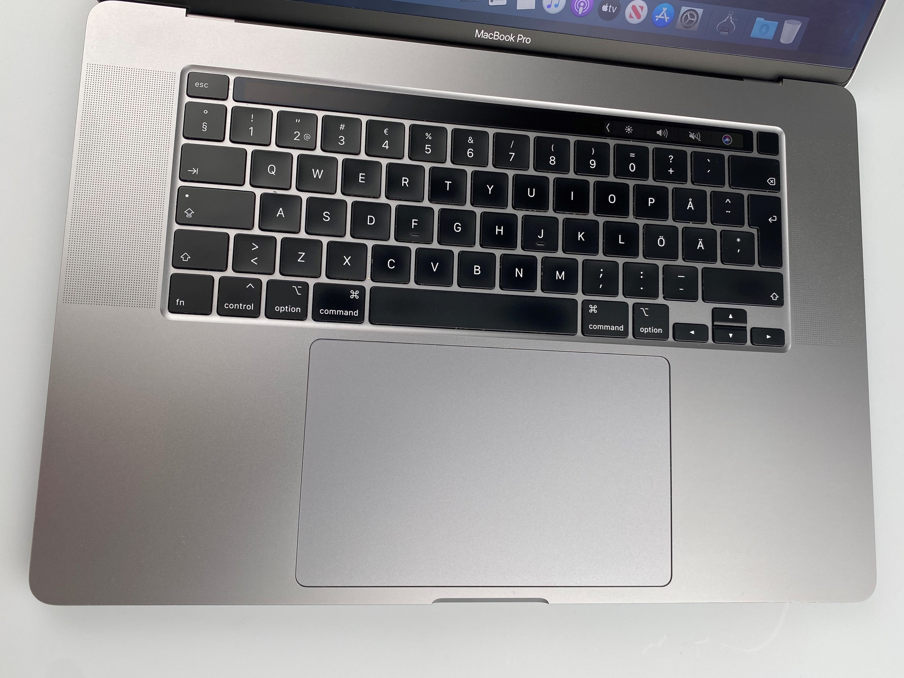MacBook Pro 16" Touch Bar i9 2.4GHz 32GB 512GB SSD 2019