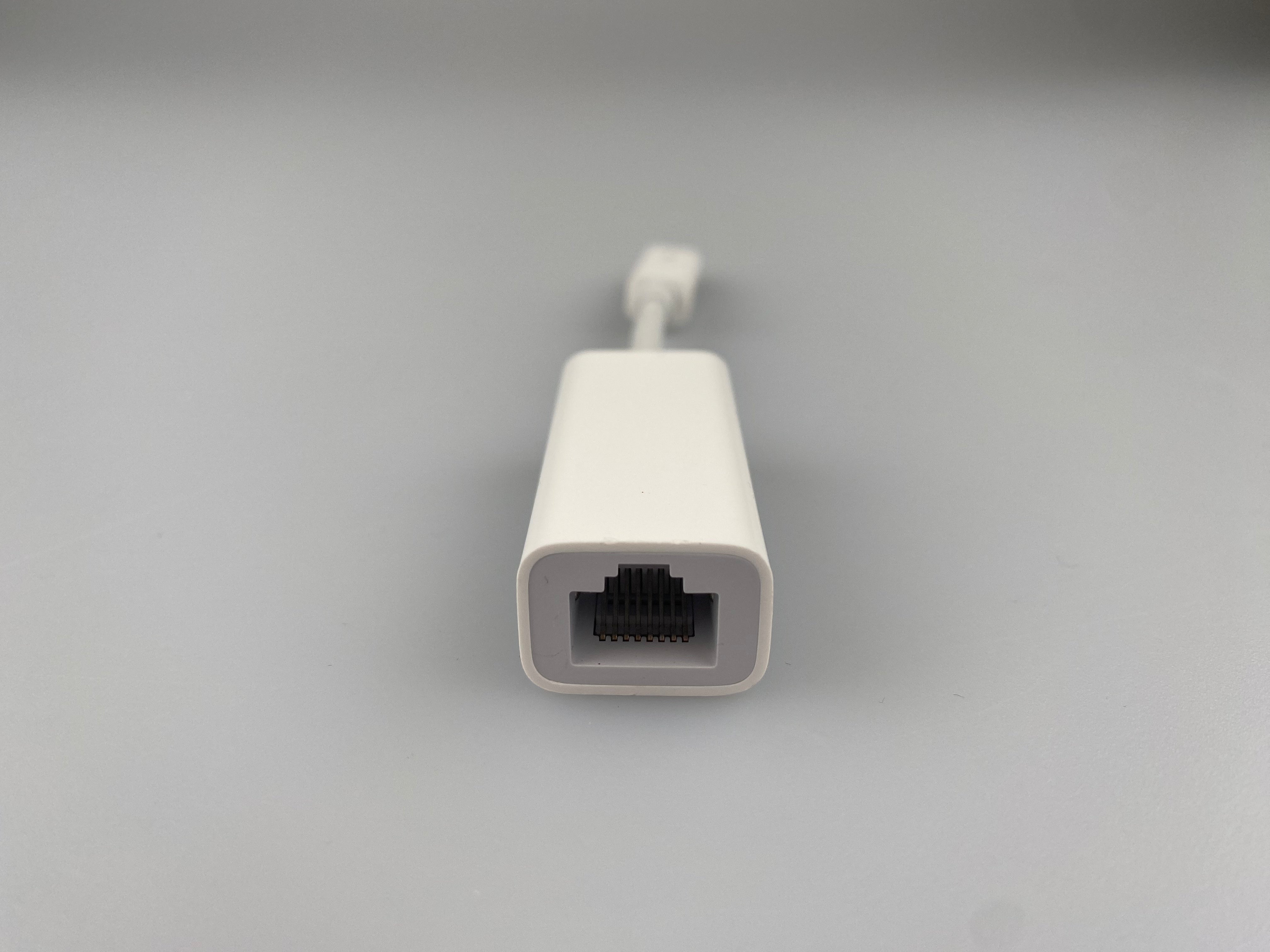 Apple A1433 EMC 2590 Thunderbolt till Gigabit ethernet adapter, vit